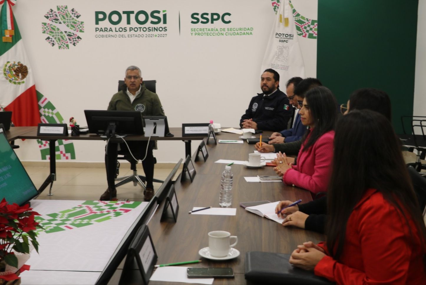 Reconocimiento al trabajo de la Guardia Civil Estatal durante el Día