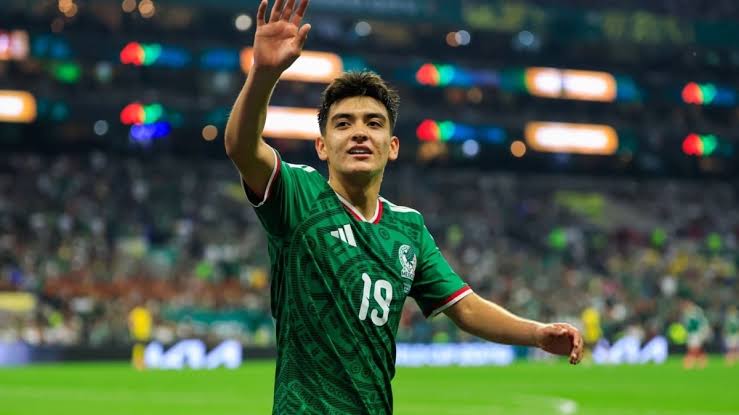 Liverpool se suma a la carrera por el fichaje de Gilberto Mora